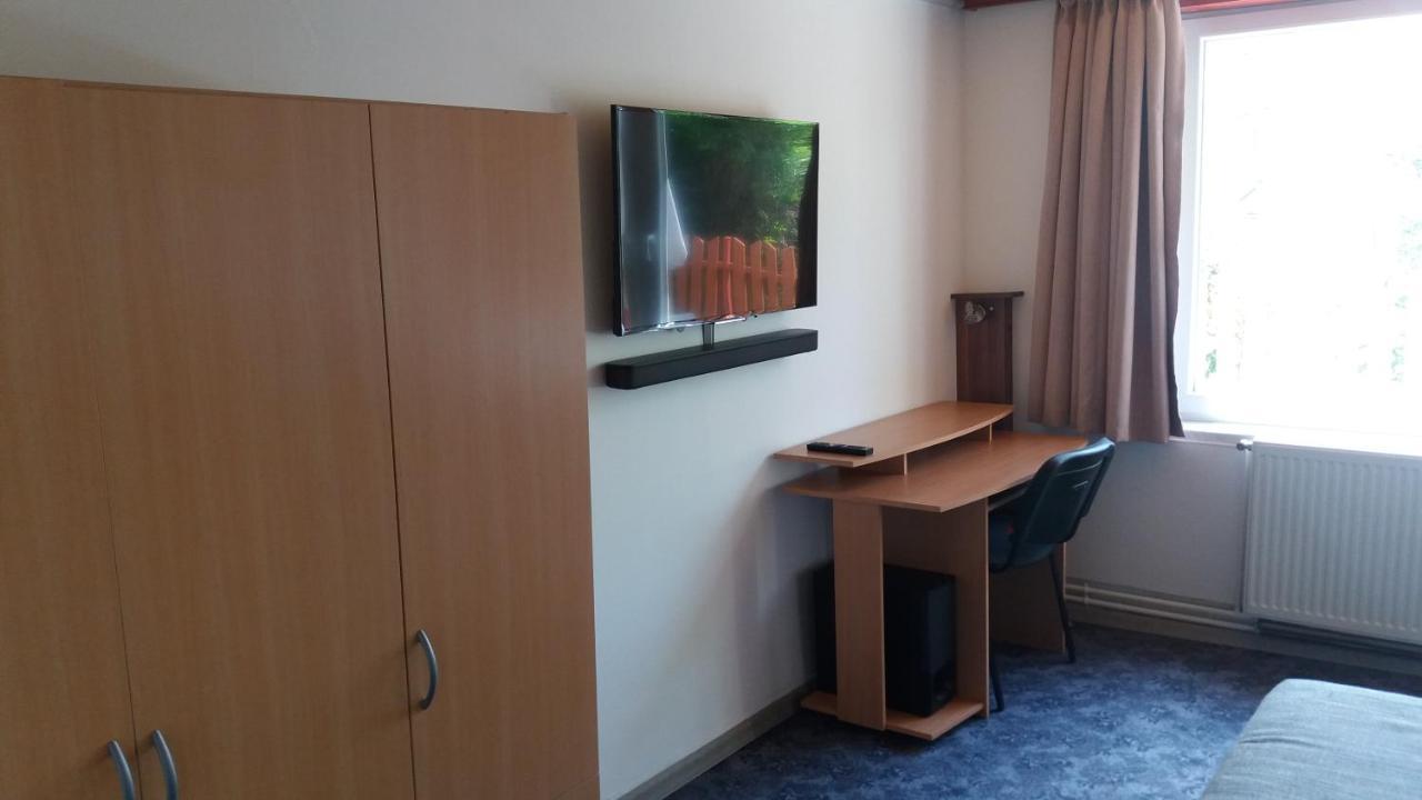Panorama Apartmanhaz Естергом Екстериор снимка