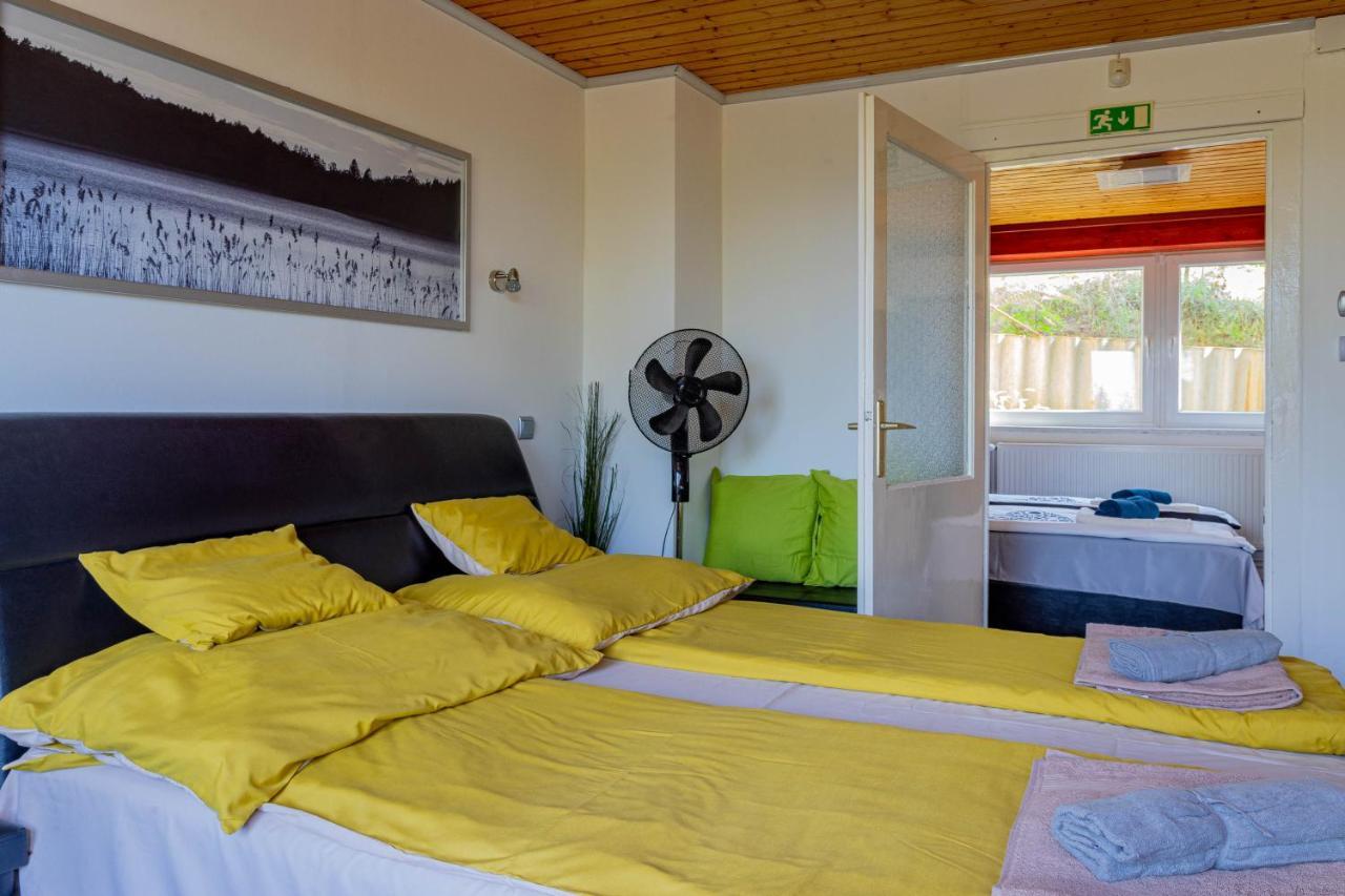 Panorama Apartmanhaz Естергом Екстериор снимка
